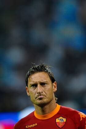 Francesco TOTTI Roma --- 21 8 2010 Supercup ITA, Inter Mailand (blau schwarz) vs AS Rom (rot) 3-1 - ANDREAXSTACCIOLI
