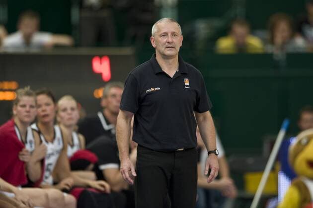 Bundestrainer Imre SZITTYA (GER) --- EM Quali o0 Nationaltrainer Trainer