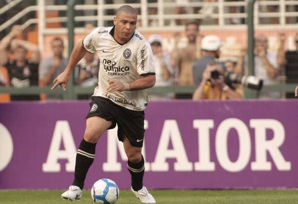 Ronaldo - Corinthians Sao Paulo (weiss) - EC Vitoria Ba (Bahia). x(9)xRodrigoxCocax  (1691)