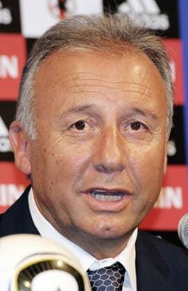 ALBERTO ZACCHERONI attends a press conference announcing of his appointment as Japan s national football coach in Tokyo, Japan. Zaccheroni is to coach the national team to prepare for the next World Cup. - ZUMAjn1