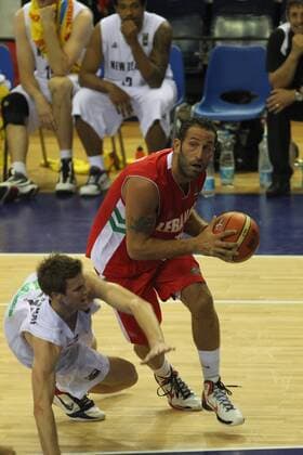 31.08.2010, Izmir - FIBA World Championship 2010 - New Zealand (white) vs Lebanon (red) --- Fadi El Khatib (LIB) xAgenciaxLOFx  ActionPlus11088942 Content restricted for UK based newspaper