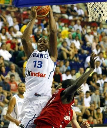 2010 FIBA World Championship GROUP D match between France (white) and Canada (red) at Halkapinar Dome Arena, Izmir. 31 August 2010. Pictured: Boris Diaw of France. 