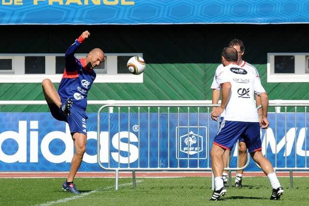 Training Nationalteam Frankreich - Clairefontaine - 01 09 2010 - Zinedine ZIDANE - xAnthonyBibardxFEPx 