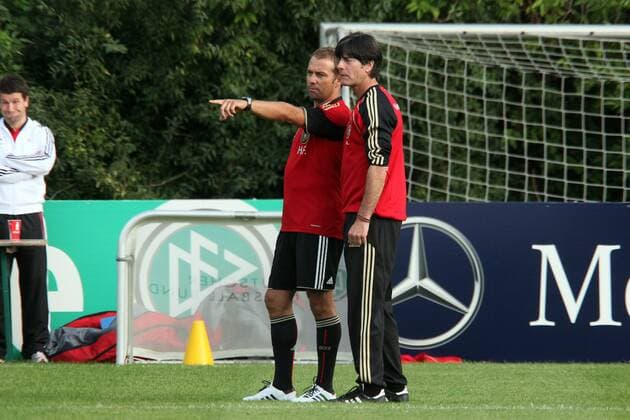 Co-Trainer Hans Dieter Flick (li.) mit Bundestrainer Joachim Loew (beide Deutschland) o0 Hansi Nationaltrainer