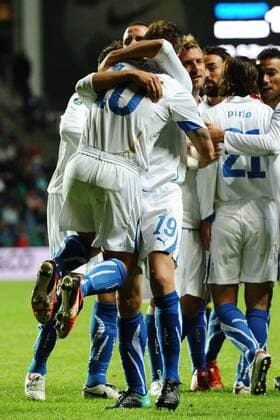Estland (blau) - Italien (weiß), Torjubel Leonardo Bonucci (19)  o0 Jubel, Freude