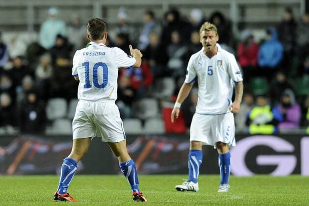 Tallinn, EM Qualifikation - Estland (blau) - Italien (weiß) - Antonio Cassano (li.) und Daniele de Rossi  o0 Jubel, Freude