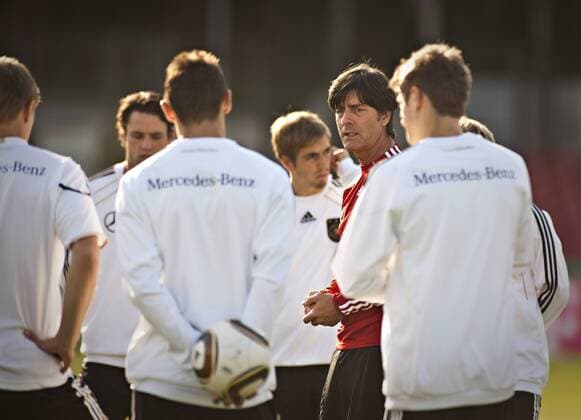 Bundestrainer Joachim Löw (Deutschland) 05. September 2010 Training DFB Nationalmannschaft o0 Nationaltrainer, Trainer