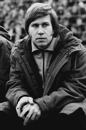 1. BL -Saison 1974 1975, Eintracht Braunschweig gegen Rot-Weiss Essen 4-2 am 22. 02. 1975. RWE Trainer Diethelm Ferner.