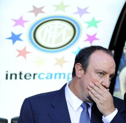 Inter Mailand (blau) vs. Udinese Calcio (weiß) 2:1 Trainer Rafael Benitez (Inter)  o0 Rafa Porträt Enttäuschung