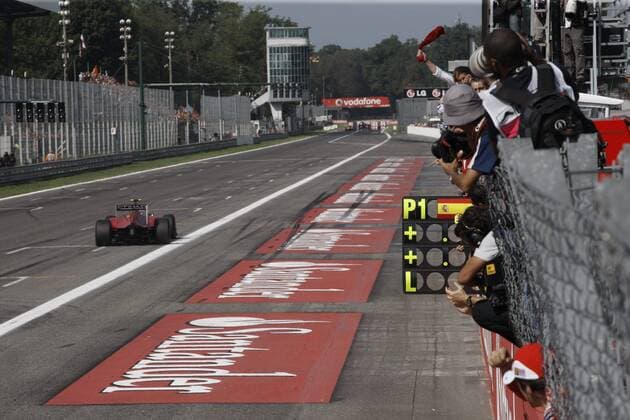 Sieger Fernando Alonso (Ferrari) GP Italien 2010 Formel 1 o0 Totale Tafel
