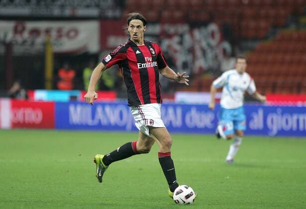 ZLATAN IBRAHIMOVIC - AC Mailand (rot) - Catania Calcio -
