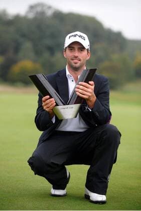 GOLF : Vivendi Cup - Sieger John PARRY (England) mit Trophäe - xAnthony.BibardxFEPx 