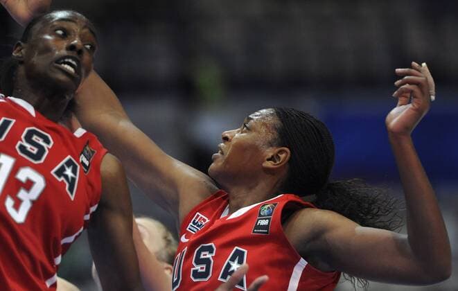 Sylvia FOWLES (L) and Asjha JONES of the USA during the E group Women s Basketball World Championship match Belarus - USA in Ostrava, (CTKxPhoto JaroslavxOzana)  CTKPhoto9201009280956401