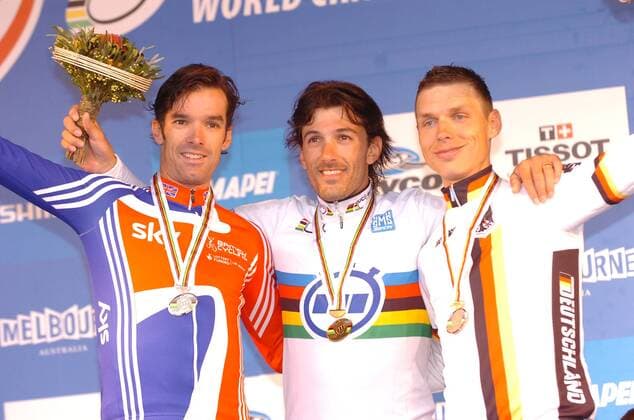 Rad WM 2010 - Fabian Cancellara (SUI, Mitte) gewinnt das Einzelzeitfahren vor David Millar (GBR, L) und Tony Martin (GER) - 