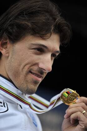 Road World Championships Time Trials, Elite Men held in Geelong Victoria - Fabian Cancellara from Switzerland on the Podium after being presented his gold medal. xPeterxBlakemanx  ActionPlus11098965 Content restricted for UK based newspaper