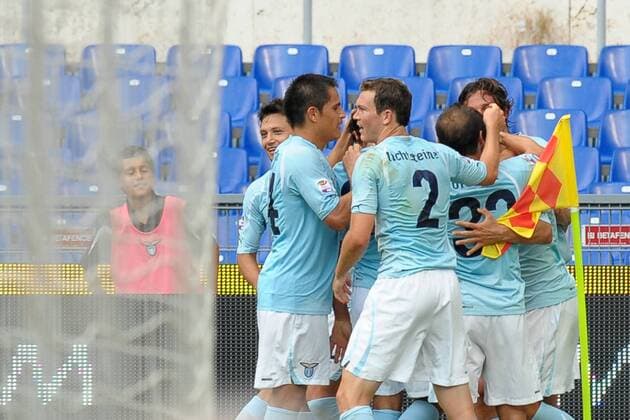 Torjubel Lazio Rom Lazio Rom (blau) - Brescia Calcio (orange), Serie A, Stadio Olimpico, Roma, 03 10 2010 - AntoniettaXBaldassarre o0 Jubel, Freude