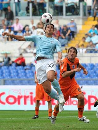 Sergio Floccari (Lazio, li.) Lazio Rom (blau) - Brescia Calcio (orange), Serie A, Stadio Olimpico, Roma, 03 10 2010 - AntoniettaXBaldassarre