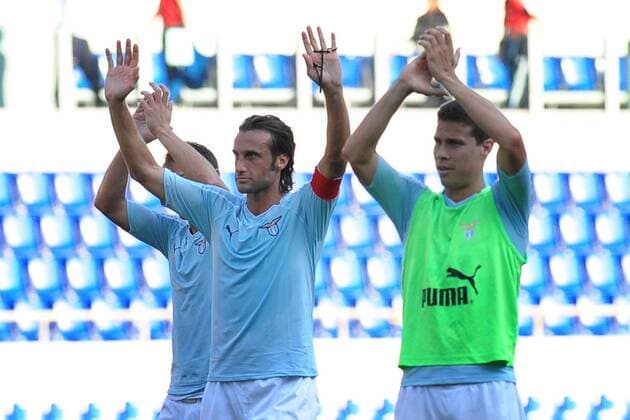 Stefano Mauri (Lazio, Mitte) Lazio Rom (blau) - Brescia Calcio (orange), Serie A, Stadio Olimpico, Roma, 03 10 2010 - AntoniettaXBaldassarre o0 Jubel, Freude