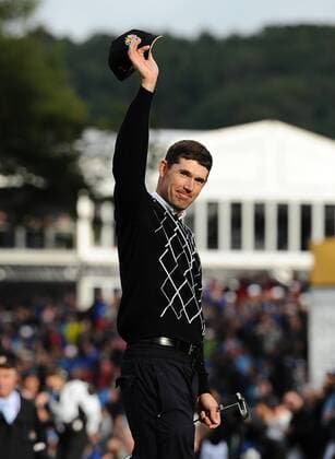 Golf - Ryder Cup 2010 - Day 3, 3rd Session Padraig Harrington (IRL) of Europe celebrates their match win on the 17th at Celtic Manor, Newport  o0 Jubel, Freude