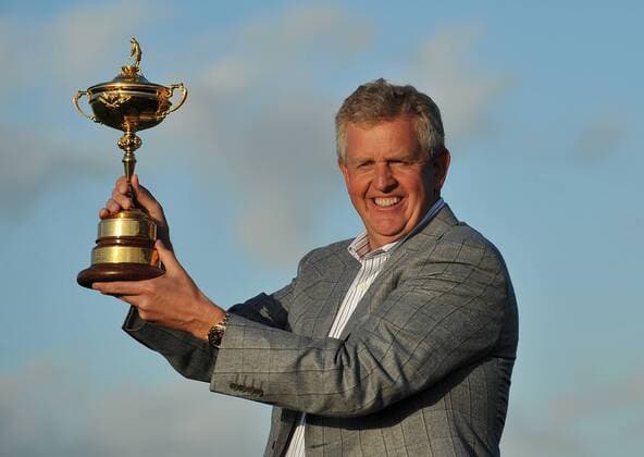 Golf - Ryder Cup 2010 - Day 4, Europe team captain Colin Montgomerie (SCO) holds the Ryder Cup trophy at Celtic Manor, Newport  o0 Siegerehrung