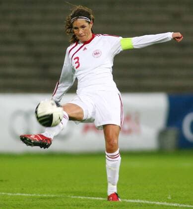 07.10.2010 Aarau Brügglifeld Frauen Fussball WM Qualifikation Barrage Spiel Schweiz - Dänemark 0:0 Katrine Pedersen (Dänemark) 