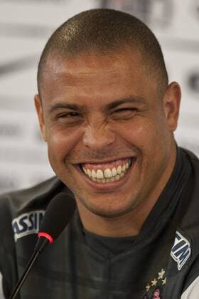 Ronaldo (Corinthians Sao Paulo) während einer Pressekonferenz --- x(7x)xDanielxAugustoxJr.x  o0 Freude
