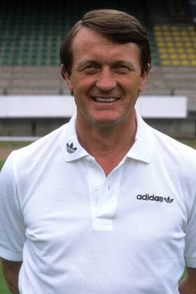 Trainer Werner Olk (SV Darmstadt 98) o0 2. BL 1988 1989, Präsentation, Pressetermin, Porträttermin, Porträt, Aufnahmedatum geschätzt