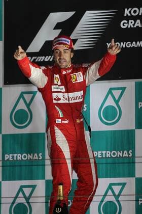 Motorsports Formula 1: World Championship 2010, GP of Korea, 08 Fernando Alonso (ESP, Scuderia Ferrari Marlboro), xHOCHxZWEIx o0 Sieg Siegerehrung Jubel Freude