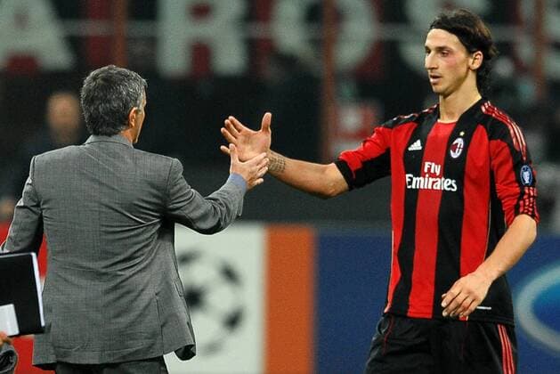 Zlatan IBRAHIMOVIC (AC Mailand, R) and coach Jose MOURINHO (Real Madrid) - Milano 3 11 2010 Stadio San Siro Giuseppe Meazza Champions league 2010 2011 AC Milan (red) Vs Real Madrid (white) ANDREAXSTACCIOLI