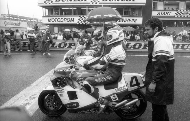 Freddie Spencer (USA Honda) im Grid