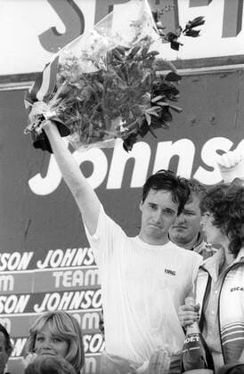 Siegerehrung 500er in Spa 1984: Sieger Freddie Spencer (USA Honda) o0 500er, 500ccm, 500-er, ccm Siegerehrung Jubel, Freude