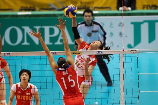 Juan Li (CHN), NOVEMBER 13, 2010 - Volleyball : FIVB Women s Volleyball World Championship 2010 Final Round between Cuba (red) 1-3 China (white) at Tokyo Metropolitan Gymnasium  (065070)
