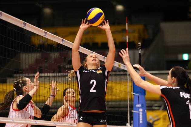 Kathleen Weib (GER), NOVEMBER 13, 2010 - Volleyball : FIVB Women s Volleyball World Championship Japan 2010 Final Round between Germany 2-3 Turkey at Tokyo Metropolitan Gymnasium  (065144)