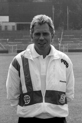 Co Trainer Hans Dieter Zahnleiter (Eintracht Frankfurt) o0 1. BL, Saison 1988 1989, Präsentation, Pressetermin, Porträttermin, Porträt
