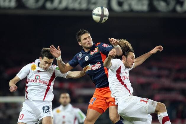 Stade Brest (weiß) vs. Montpellier HSC (blau) - Olivier GIROUD (Mitte) Romain POYET (li.) und Paul BAYSSE  VincentMichelFEP