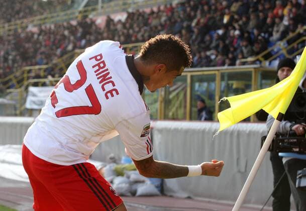 Kevin Prince Boateng (AC Milan) celebrates after scoring goal - Bologna FC vs AC Milan - lucaxpagliaricci