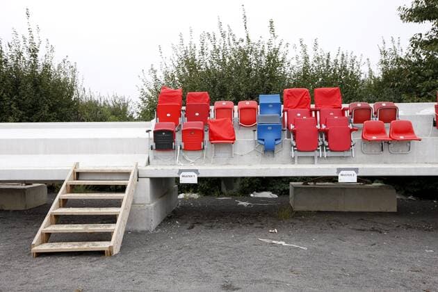 Fußball, Stadiongeschichte 1. FSV Mainz 05 1. FSV Mainz 05 - Mustersitzschalen an der Baustelle der neuen Mainzer Coface Arena.
