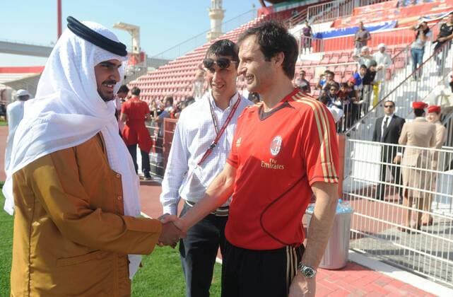 Trainer Massimiliano Allegri (AC Mailand) - o0 landestypisch VAE Vereinigte Arabische Emirate Emir