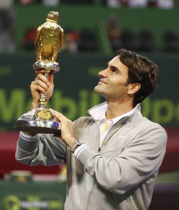 Qatar ExxonMobil Open2011, ATP Tour, International Series, Doha, Qatar, Finale, Siegerehrung, Sieger Roger Federer (SUI) mit Pokal, o0 Sieg, Sieger Objekte Jubel, Freude