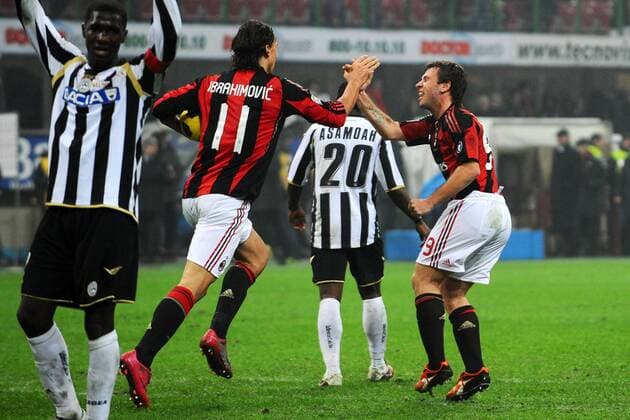 Antonio CASSANO (R) Zlatan IBRAHIMOVIC (2.L) 4-4 - 09 01 2011 Stadio Giuseppe Meazza San Siro - Serie A 2010 2011 AC Milan (red) Vs Udinese Calcio (white) Andreaxstaccioli