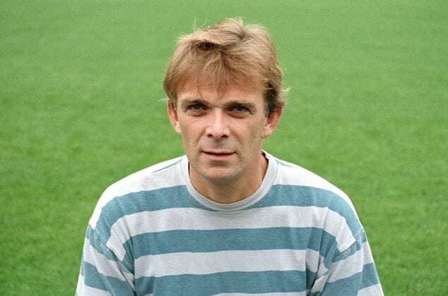 Volker Finke, Trainer beim TSV Havelse am 17.07.1988. o0 Oberliga Nord 1988 1989, Präsentation, Pressetermin, Porträttermin, Aufmacher,