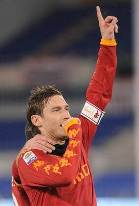 Jubel von Francesco Totti (Rom) - AS Rom (rot) vs Cagliari Calcio - massimoxoliva