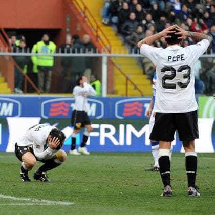 Sampdoria Genua (blau) vs Juventus Turin (Juve): Alessandro Del Piero-Simone Pepe 