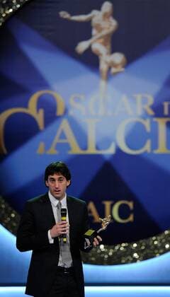 Oscar del Calcio - Gala anlässlich der Wahl zum Fussballer des Jahres Italiens in Mailand - Diego Milito (Inter Mailand) ist bester ausländischer Spieler sowie bester Spieler gewählt von der Spielervereinigung AIC -  o0 Verleihung Preisverleihung