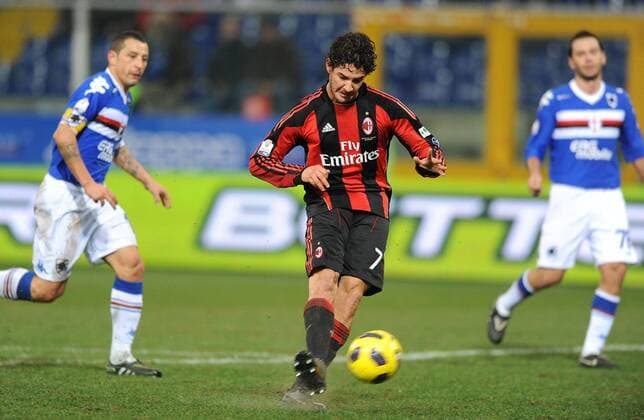 Sampdoria Genua (blau) vs AC Milan: ALEXANDRE PATO