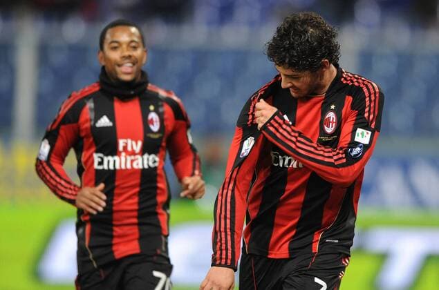 Sampdoria Genua (blau) vs AC Milan: ALEXANDRE PATO (R) und Robinho