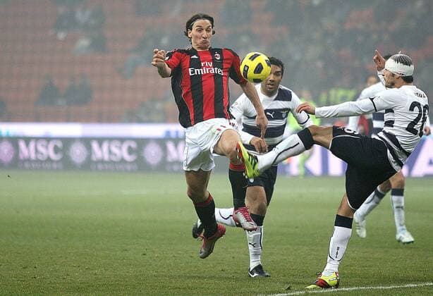 ZLATAN IBRAHIMOVIC (Mailand) - AC Mailand (rot) vs. Lazio Rom (weiß) -