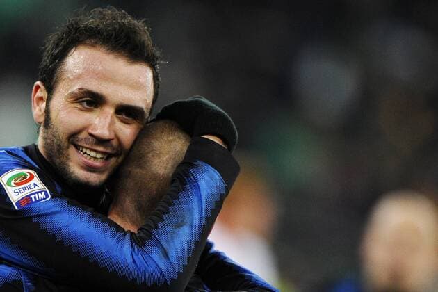 03.02.2011, Bari - Serie A 2010 2011 - AS Bari (weiß) vs Inter Mailand (blau) 0:3 --- Giampaolo Pazzini  o0 Jubel Freude