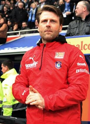 Duisburg, 06.02.2011, MSV-Arena, Fussball, 2.Bundesliga, MSV Duisburg vs. FC Erzgebirge Aue 3:1: Trainer Rico Schmitt, FC Erzgebirge Aue