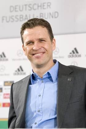 Teammanager Oliver BIERHOFF (GER), Pressekonferenz in der Sportschule Kaiserau am 07.02.2011.